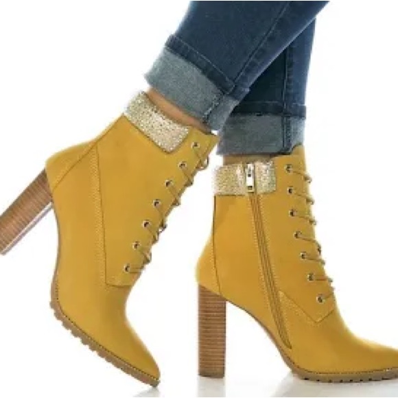 Steve Madden Karmen Lace Up Ankle Boots With Chunky Heel Size9